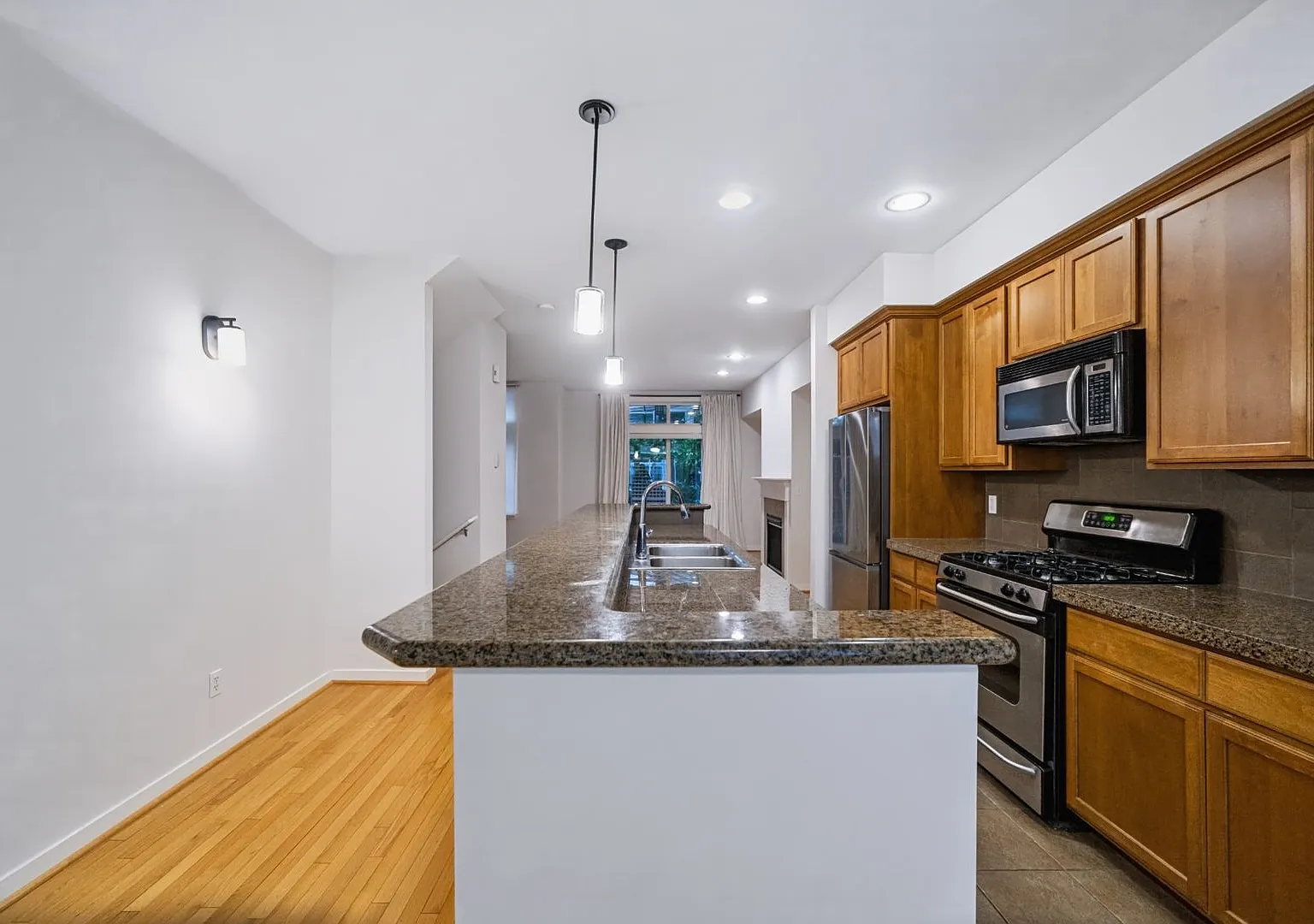 Modern and Spacious 2 Bedroom Home with 2 Private Baths & Attached Garage — Photo 2