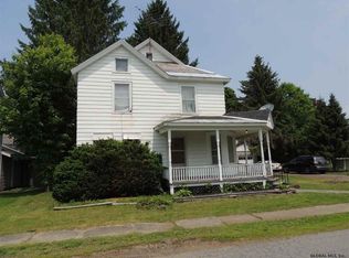 6 Lawrence St, Granville, NY 12832