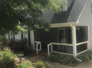 2314 Springwater Dr, Gastonia, NC 28056