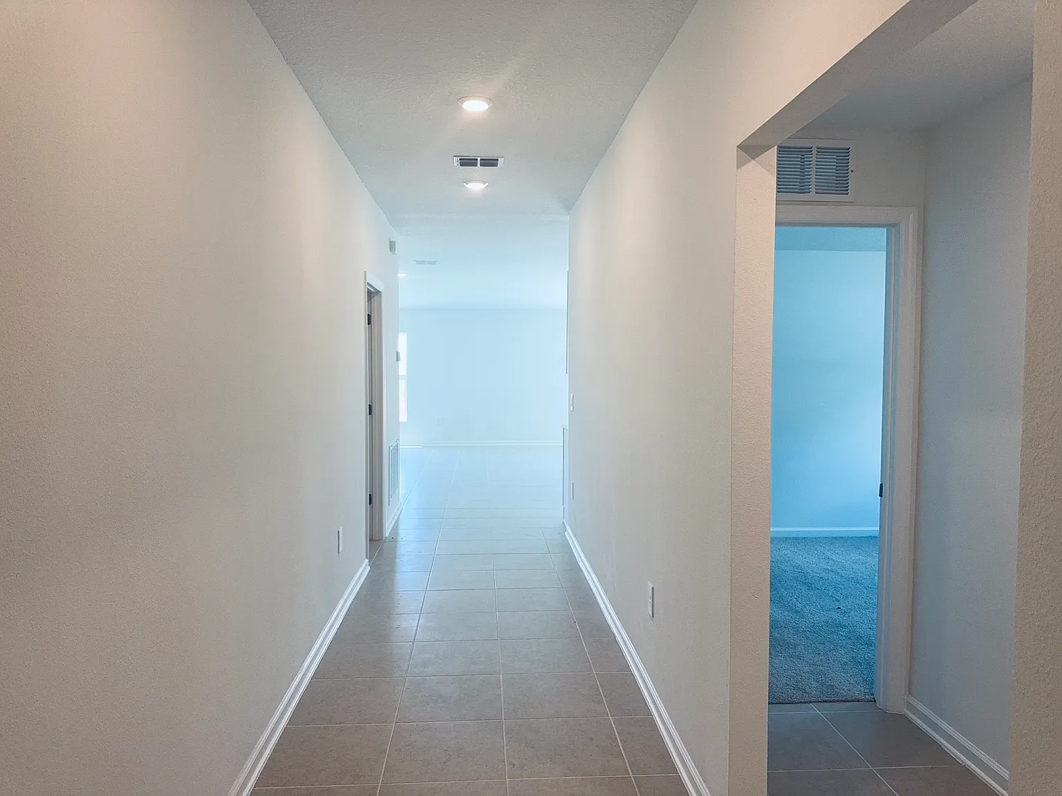 2362 McKinley Dr — Photo 3