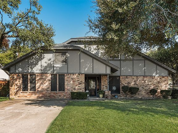 2nd image of 2308 Louise Ln