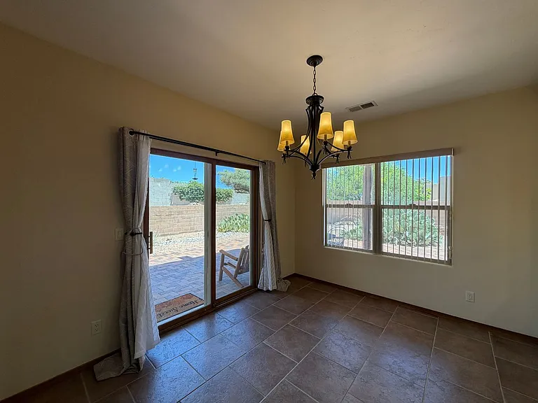 6323 Pima Pl NW — Photo 33