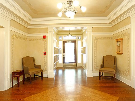 5th image of 1228 N St APT 29