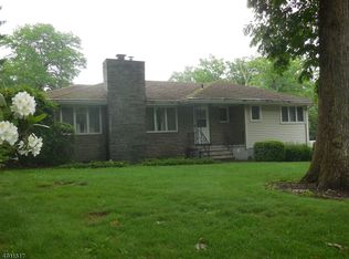 2 Sunnyhill Rd, Dover, NJ 07801