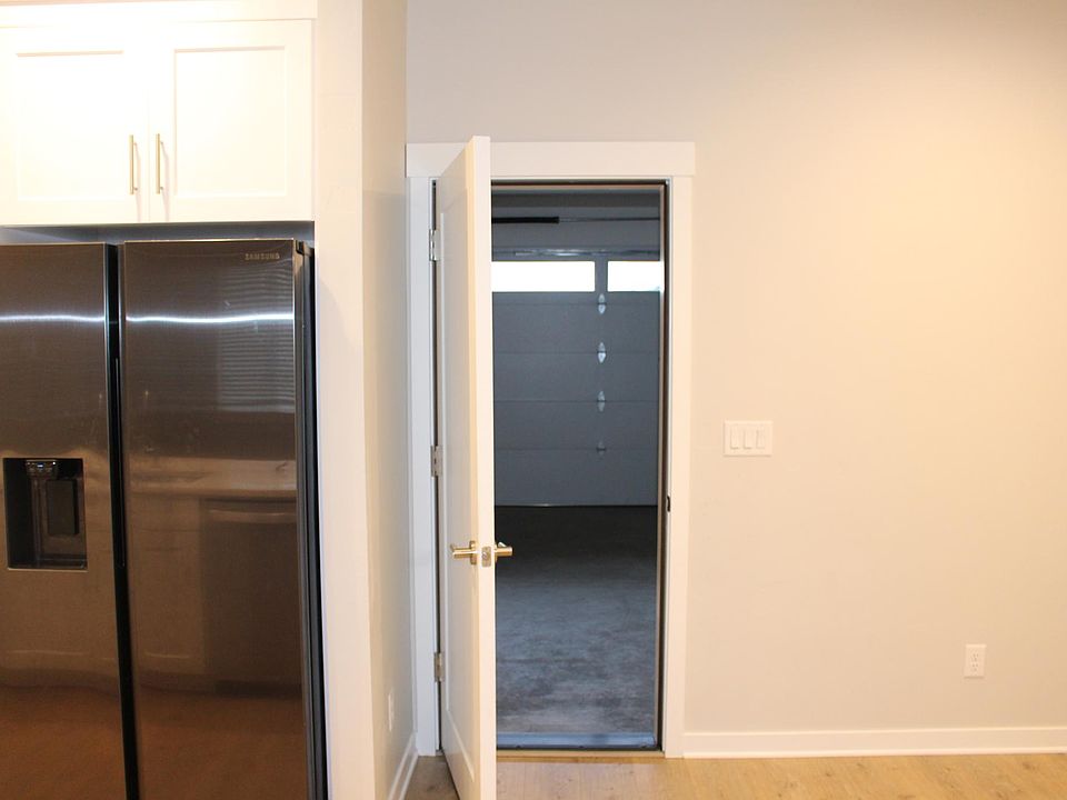 1st image of 4164 SE Century Blvd
