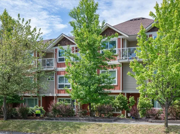9 White St #I, Ladysmith, BC V9G 1S8