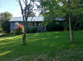 166 Spring St, Benton, TN 37307