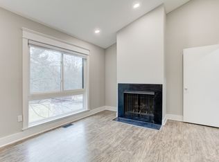 11967 Greywing Ct, Reston, VA 20191