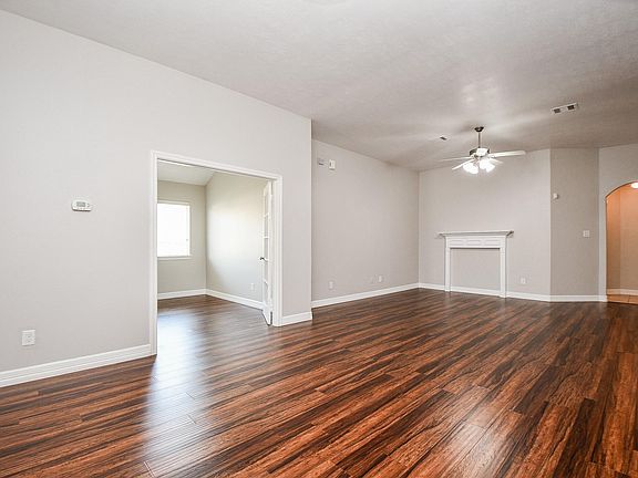 4th image of 10503 Quiet Villas Ln