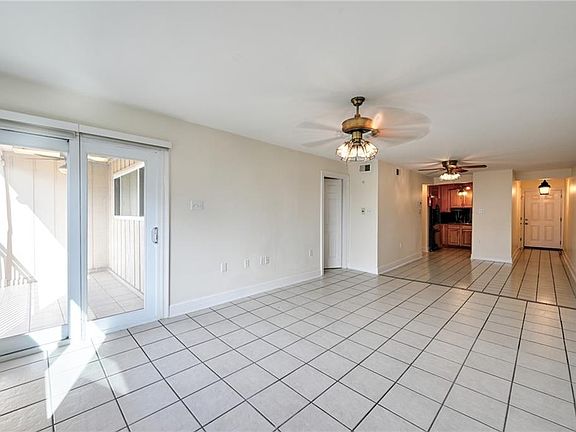 5th image of 500 Lake Marina Ave APT 323