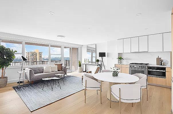 1st image of 175 W 95th St APT 28E