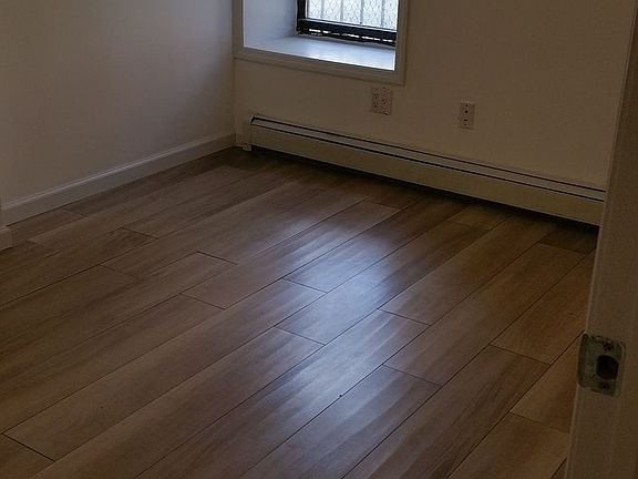 5th image of 1127 47th Ave #Ll