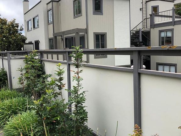 5th image of 2411 Carlmont Dr APT 104