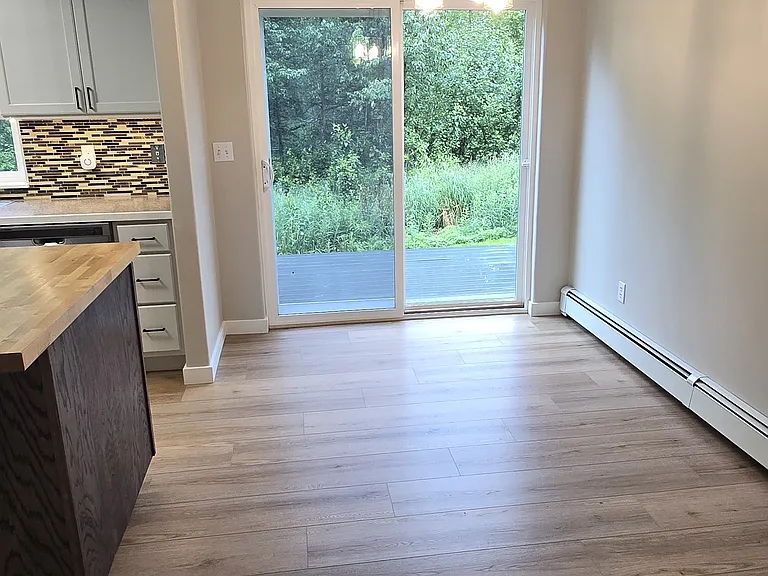 345 E Victor Cir #A — Photo 3
