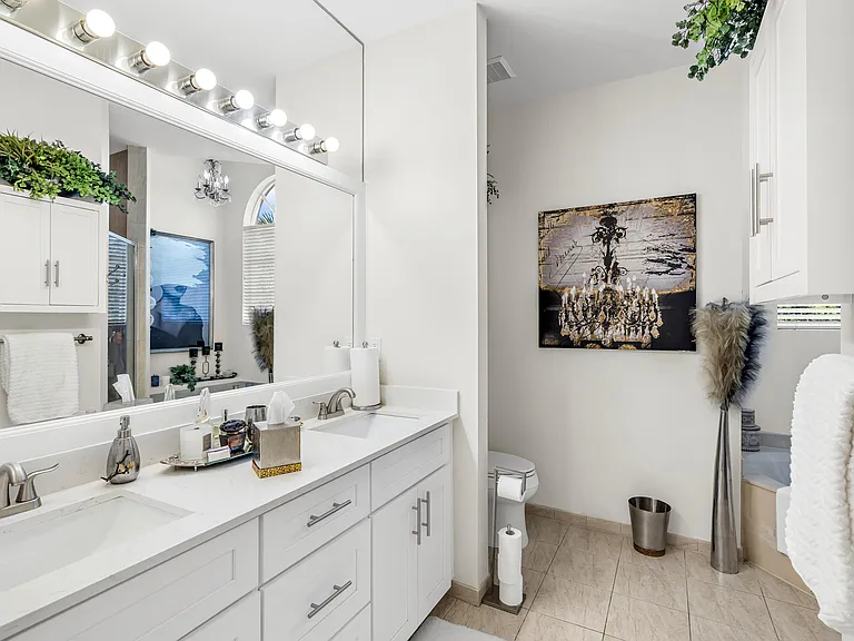 6407 Bella Cir #403 — Photo 15