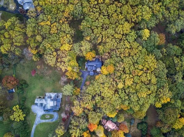 11320 S Glen Rd, Potomac, MD 20854