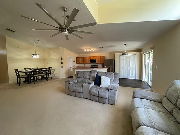 3rd image of 500 Heather Hill Blvd