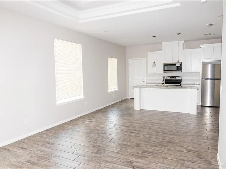 5808 Sandpiper Ave — Photo 3