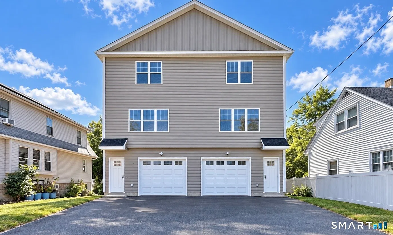 2 bed, 2.0 bath, 1250 sqft, $3,500 — Photo 1