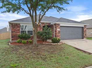 938 Mazatlan Dr, Arlington, TX 76002