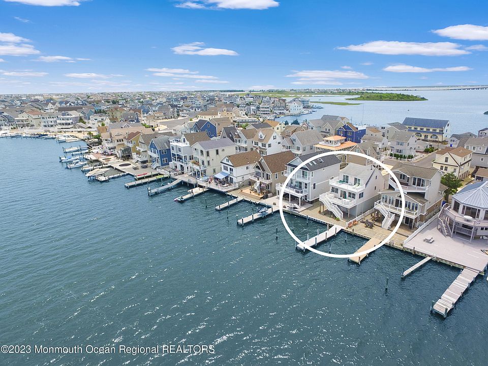 1st image of 24 Harborside Drive E