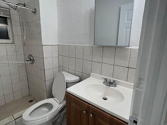 5th image of 1610 NW 7th Pl #0