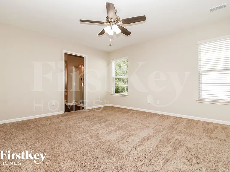 516 Glady Rd — Photo 10