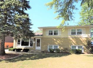 142 N Floyd Ln, Chicago Heights, IL 60411