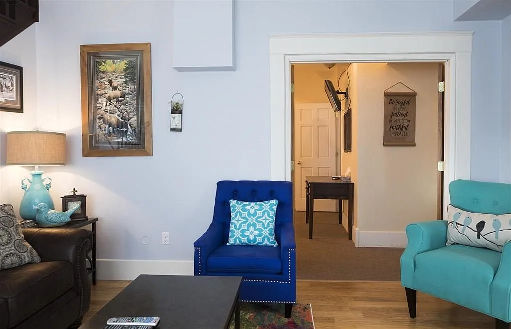 3 bed, 1.5 bath, 1753 sqft, $1,700 — Photo 4