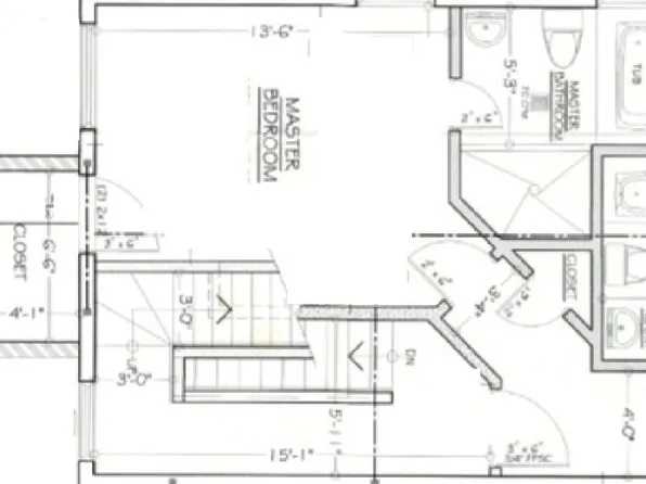 32-27 34th St #2, Astoria, NY 11106