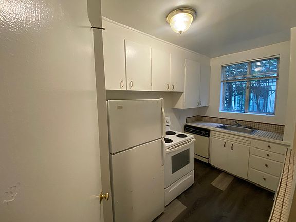 3rd image of 1220 Boylston Ave #6mmdxk4g4
