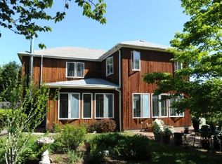 24 Jennings Rd, Southampton, NY 11968