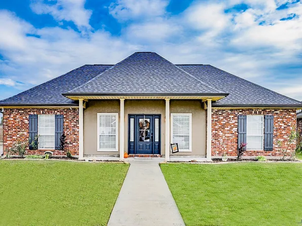 440 Sugar Plum St, Houma, LA 70364