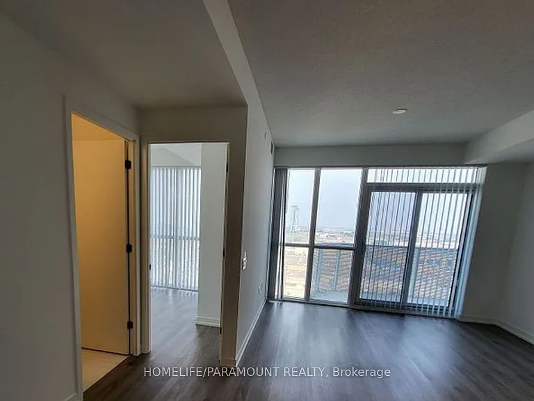 28 Interchange Way #1705 — Photo 4