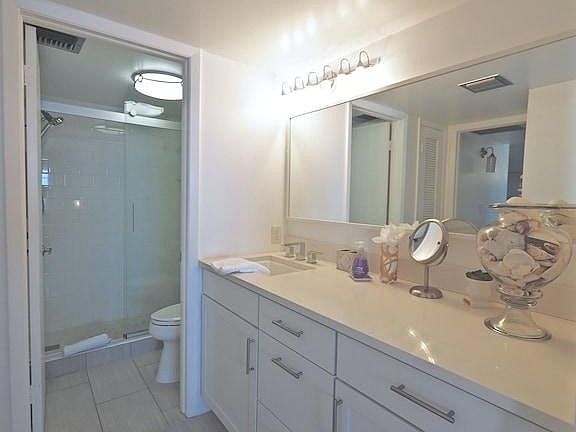 3rd image of 3443 Gulf Shore Blvd N APT 211
