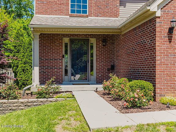 2nd image of 4705 Bay Cove Ct