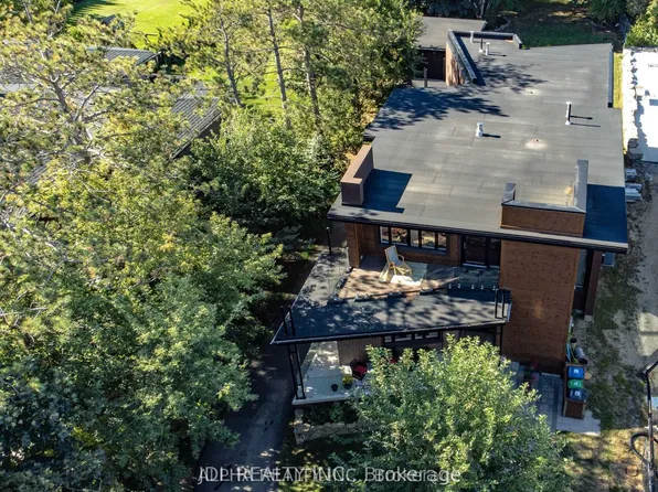 1436 Haig Blvd, Mississauga, ON L5E 2N1
