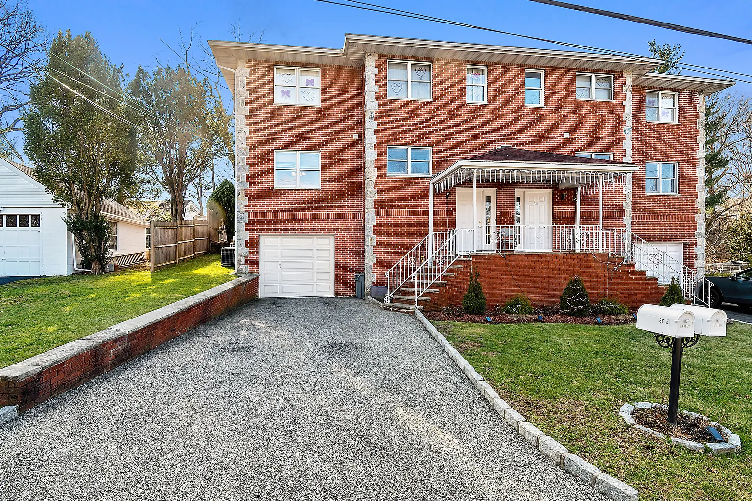 36 Florence Ave photo 1