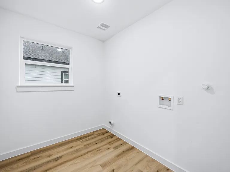9318 Sundown Dr #A — Photo 8