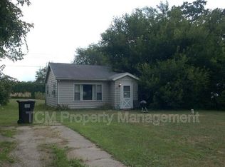 6046 Oakpoint Rd, Jackson, MI 49201