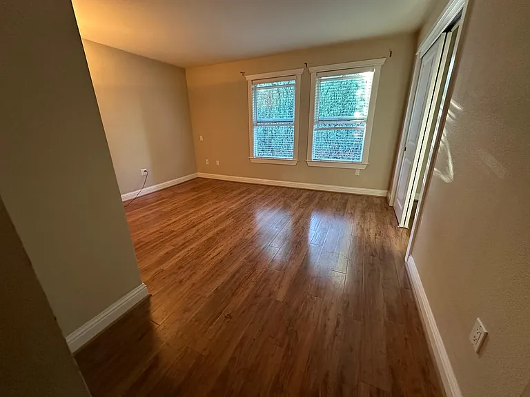 857 Carlisle Way — Photo 6