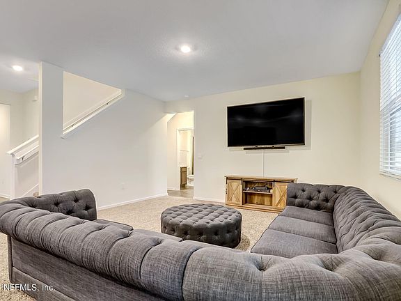 5th image of 15556 PALFREY CHASE Drive