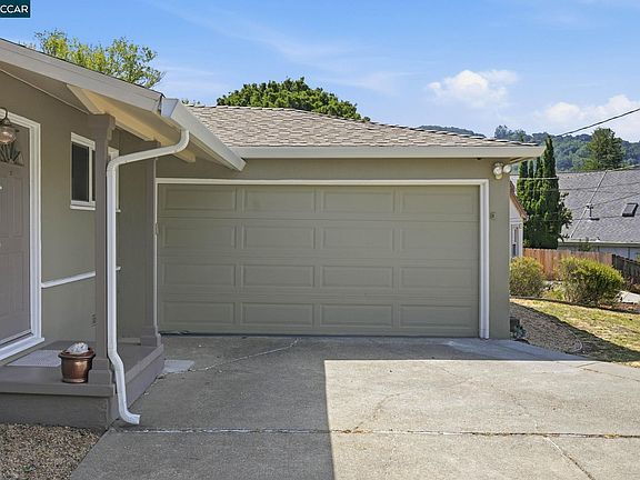 5th image of 2979 Higuera Ave