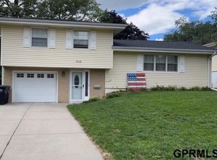 3118 S 138th St, Omaha, NE 68144