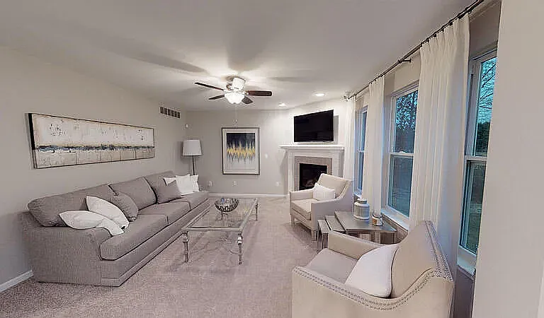 10685 Scarlet Oak Dr — Photo 2
