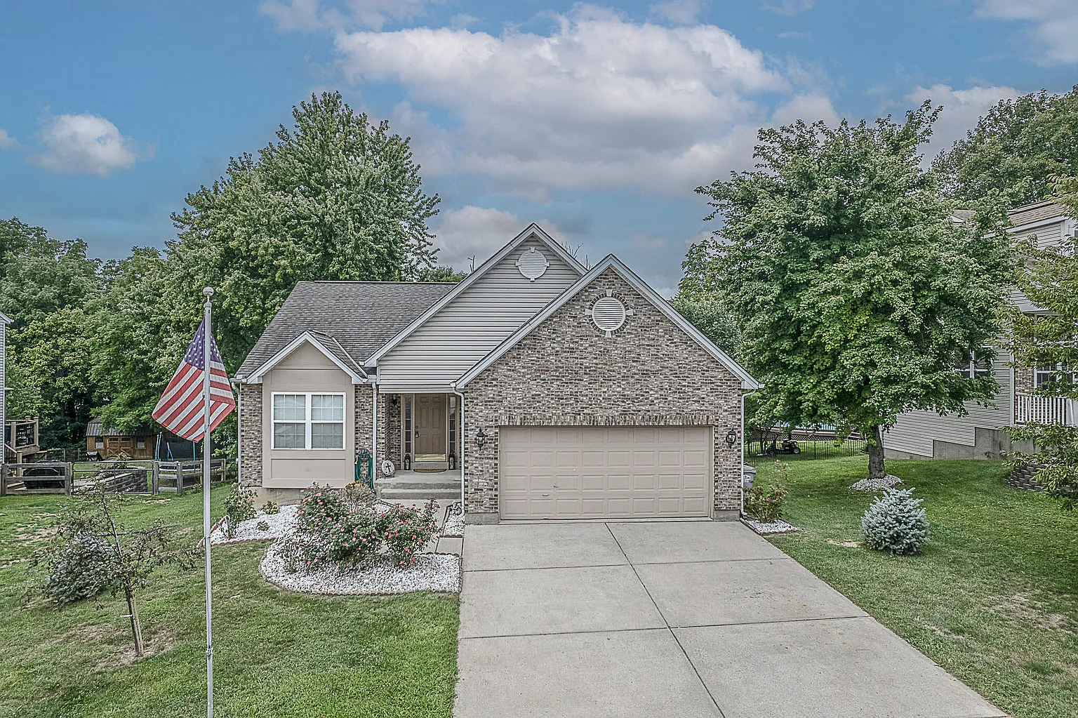 7440 Cumberland Cir photo 1