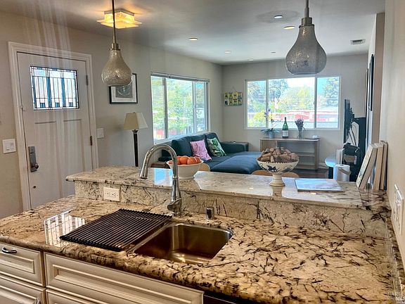 2nd image of 5 Sunny Hill Drive