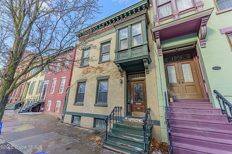 2nd image of 279 Lark Street