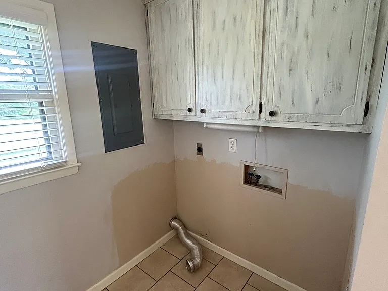 3848 Davis Rd — Photo 8