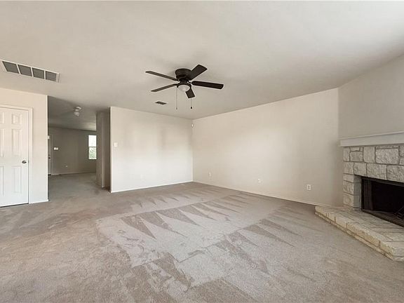 5th image of 1309 Shelborn Dr